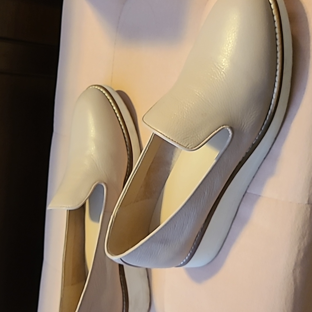 Size - Picture 2 of 4